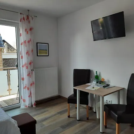Gaestehaus Am Hochsimmer Bed & Breakfast 3*