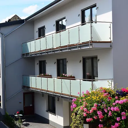 Gaestehaus Am Hochsimmer Nocleg ze śniadaniem 3*