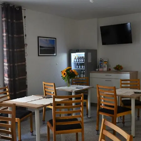 Gaestehaus Am Hochsimmer B&B