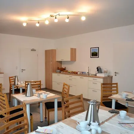 Oda ve Kahvaltı Gaestehaus Am Hochsimmer 3*