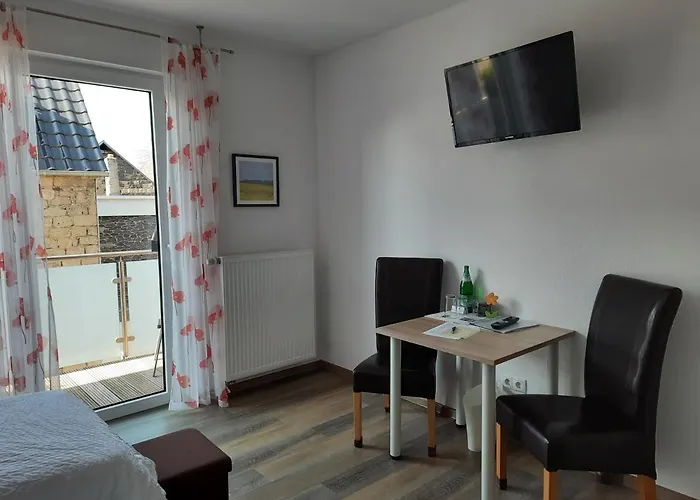 Gaestehaus Am Hochsimmer לינה וארוחת בוקר 3*