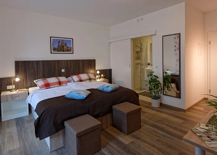 Gaestehaus Am Hochsimmer 3* Ettringen (Rhineland-Palatinate)