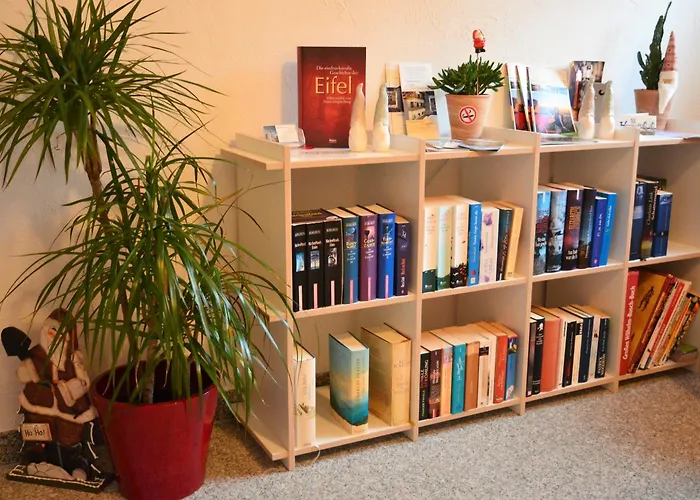 Gaestehaus Am Hochsimmer Ettringen (Rhineland-Palatinate)