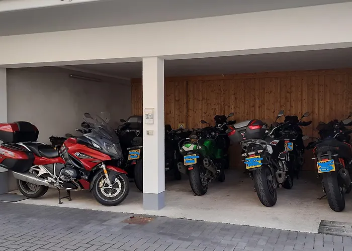 Gaestehaus Am Hochsimmer 3*