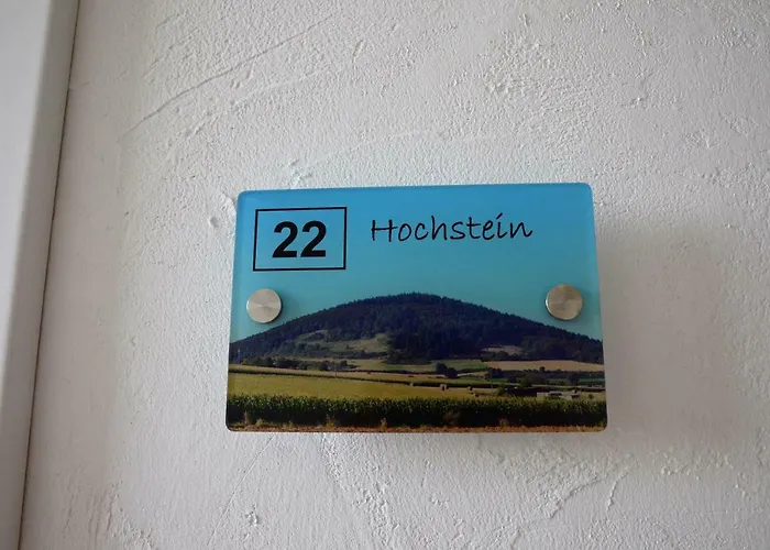 Nocleg ze śniadaniem Gaestehaus Am Hochsimmer Ettringen (Rhineland-Palatinate)